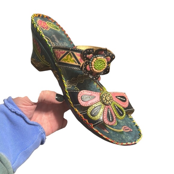 CORKY’S artisan designer floral sandals size 10 - Picture 3 of 8